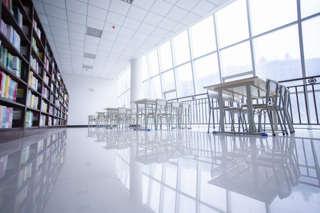 1-210526103035622-lp