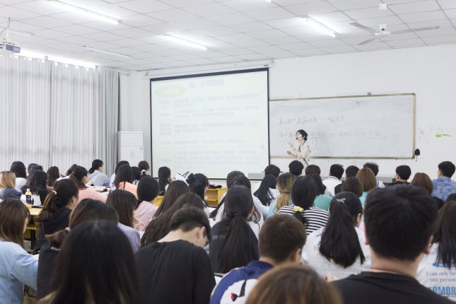 1-210526103649203-lp