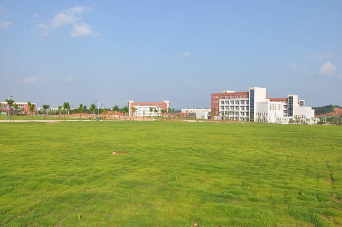 18083736DBFEB3B6BA8107957AC_59F5CBC9_3F4DB