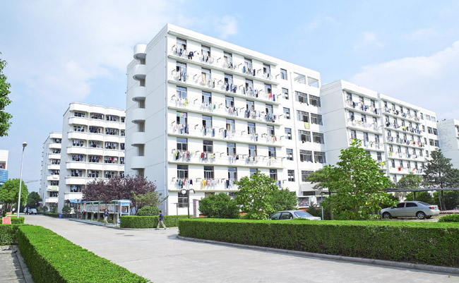 adc7fab7-43cf-48cd-a49b-d285fb549432