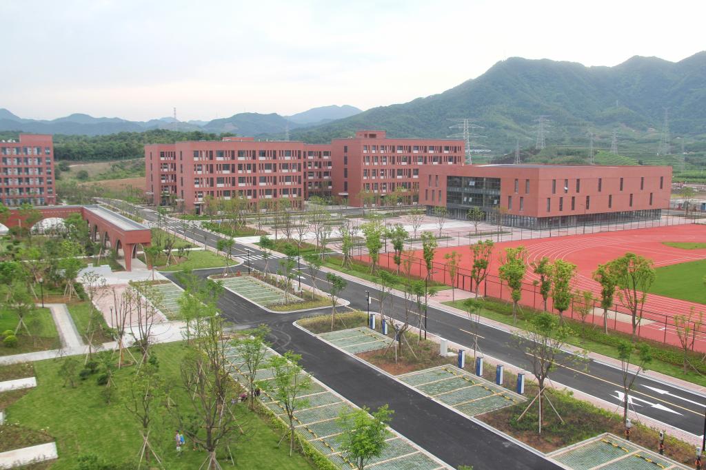 941982DC9193D23E5E9F2E5766E_BDF99E48_1E915