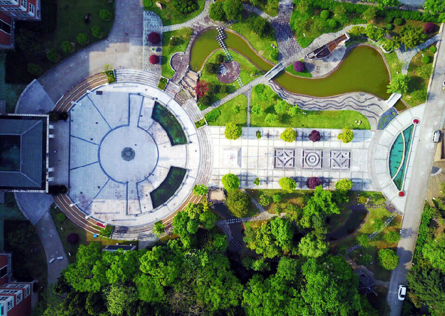 51ecfc5c-7a84-4857-a179-3185ff0ca205