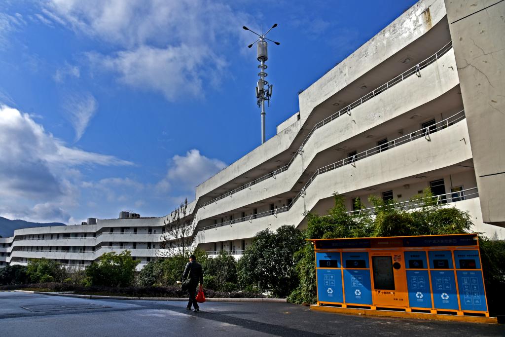 971A9AB8965B4EF51337E5CEBAC_51A927FB_1BEA1