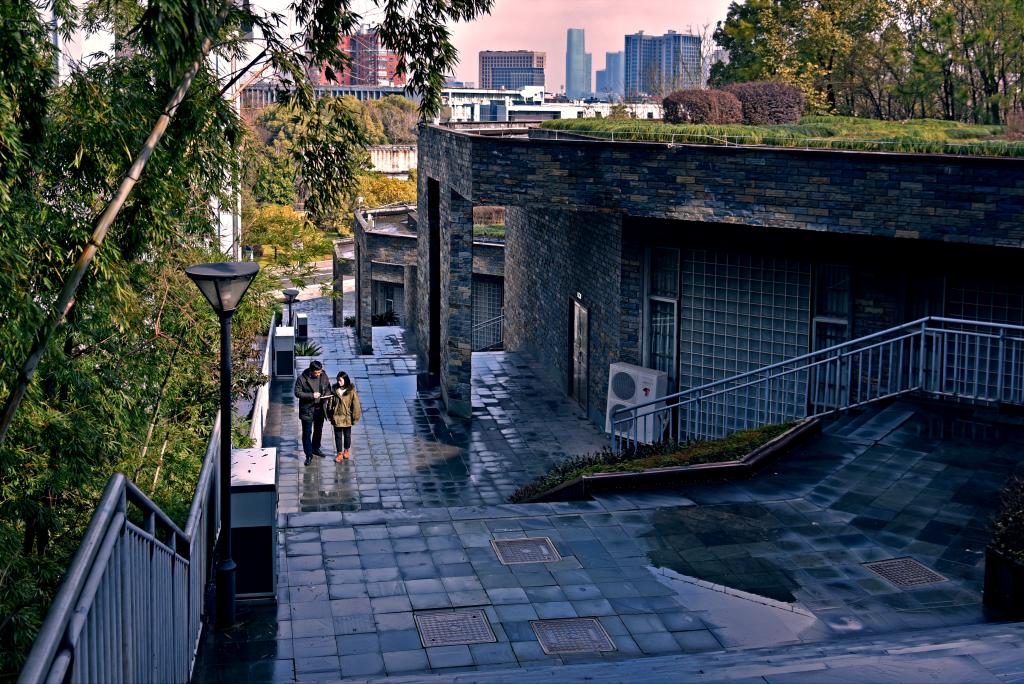 B2238BBBB1D9A82E0DF1D3F9D0E_FFB9942A_2B77E