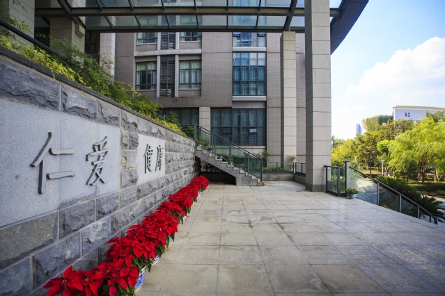 afb0bf4a-3f84-4757-8e8e-c353e4058711