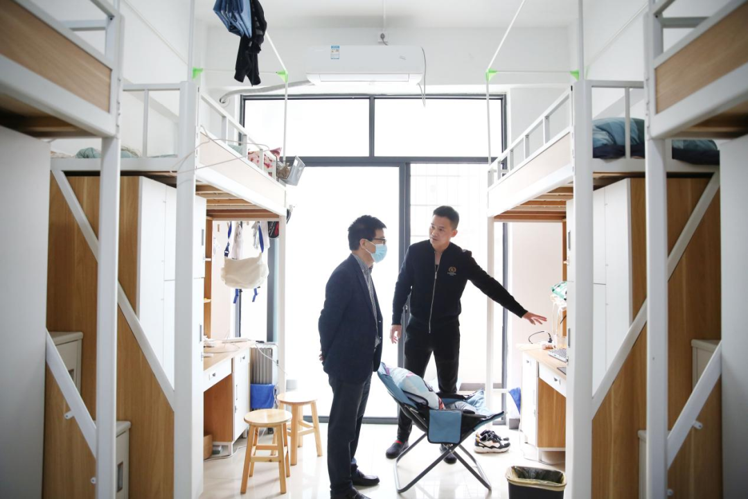 6381563742037901872294322