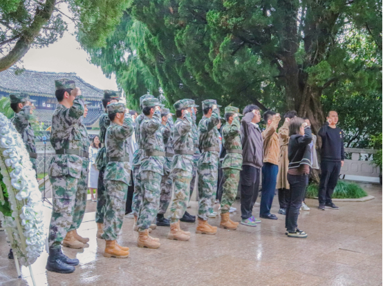 3CC06A3D606BEBECF7F28A0D7F2_1E1ED988_E1017