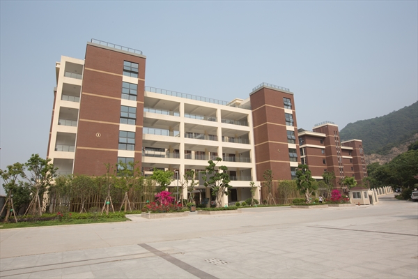 20150814085727027_1214