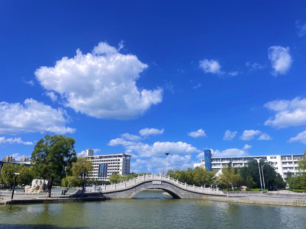 720B787DD7F8DD3304260496D22_EC94E088_18951