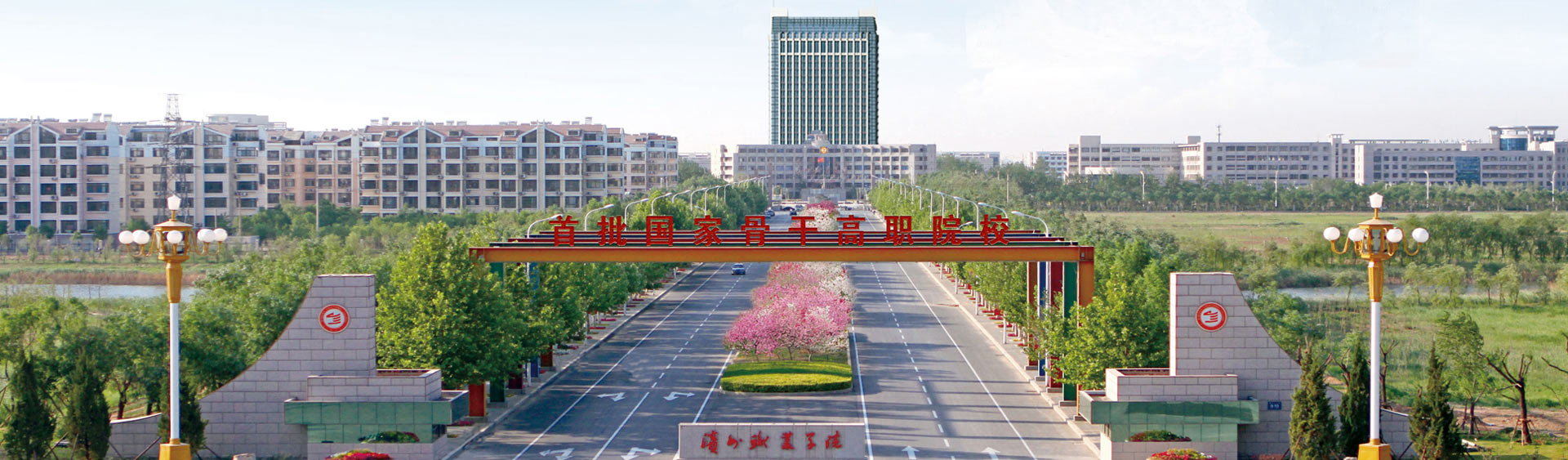 06b84bbefe49d0270364c91571d873a5