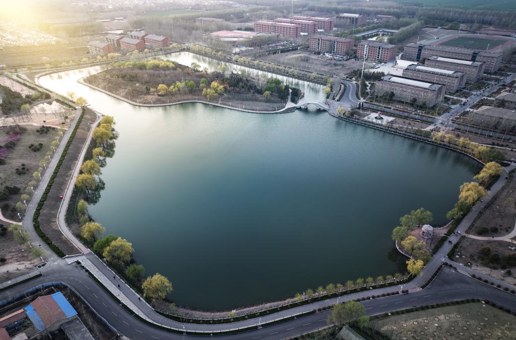 21E1252C3971661D27508196B44_E290A4A3_1BB1C