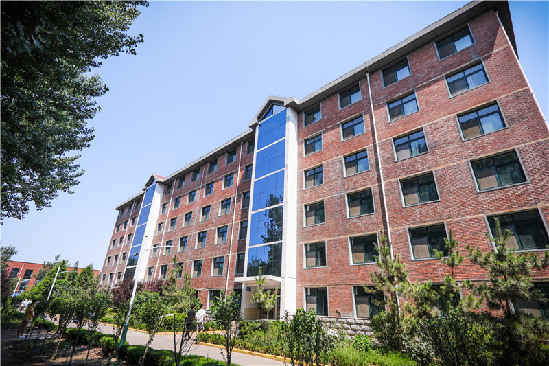 05640CD42F6AAE6342EAC8DA6C0_4563CEDA_5A174