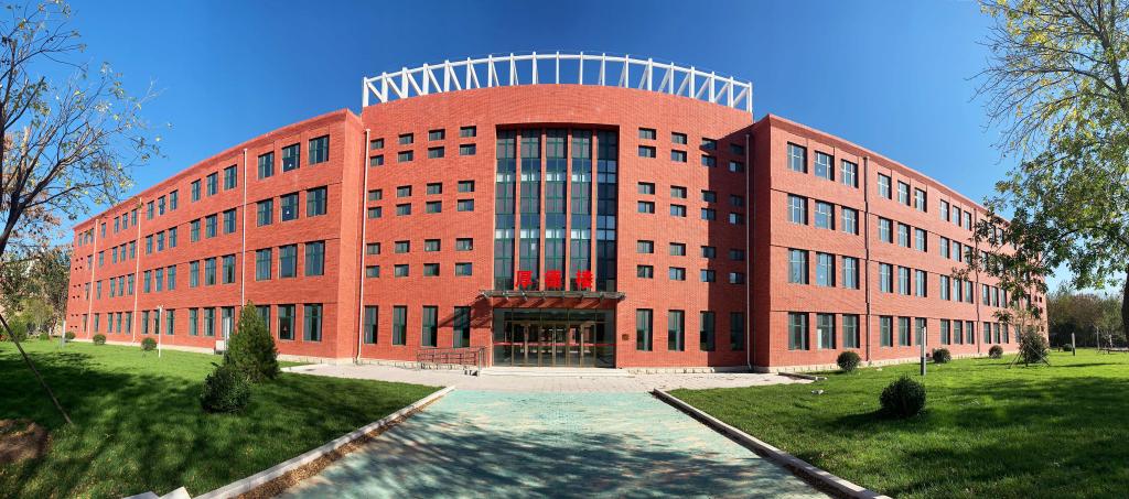 C4242E6E0741D22863708D0F595_AB8CC255_1C05F