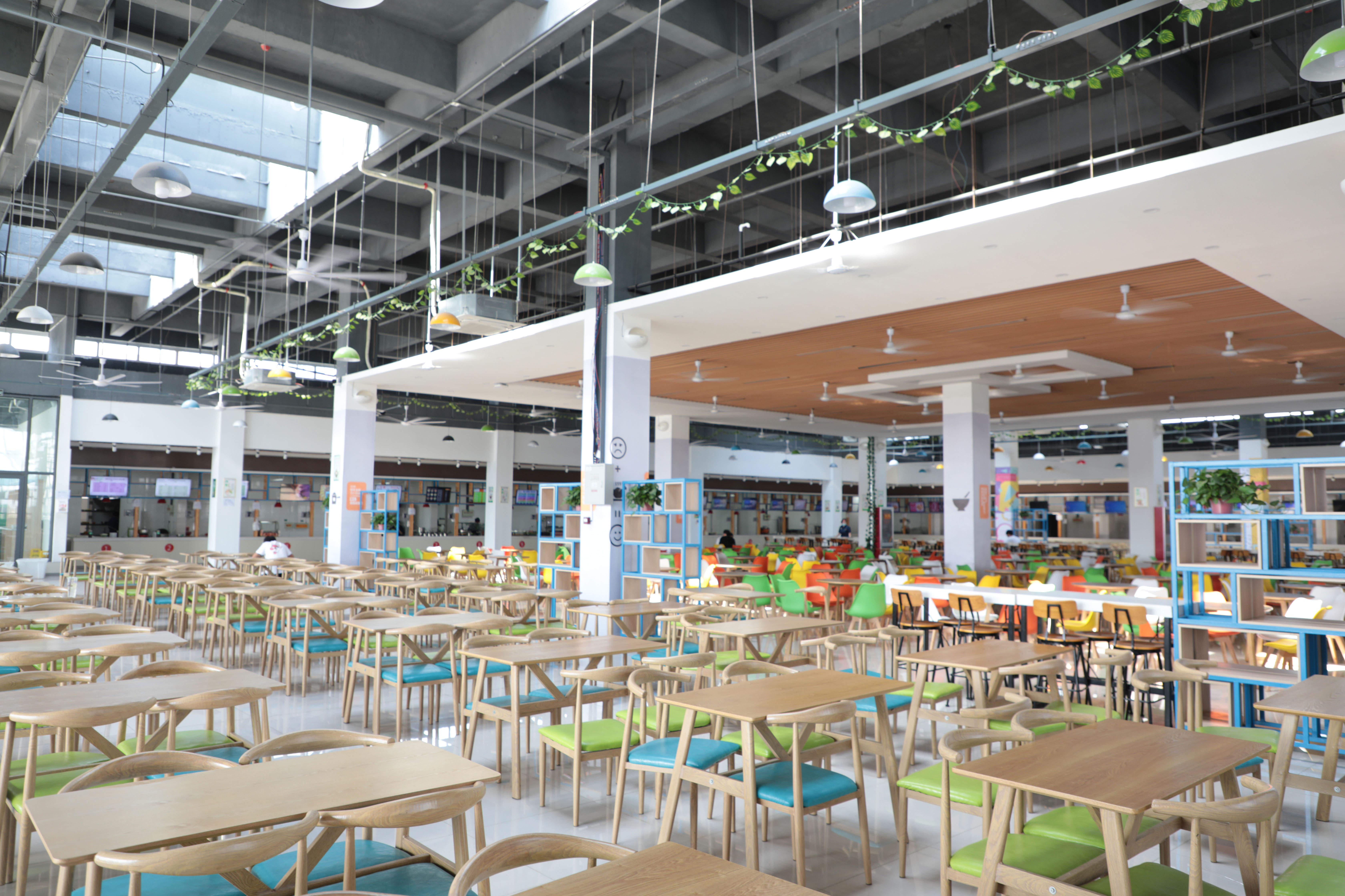 4283e004dbb748128bf79f431c358e70