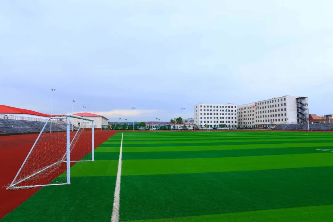 足球场2