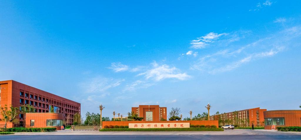 5C8766942E7C3CD4F4D88165EBA_FEFBD7B8_CC77