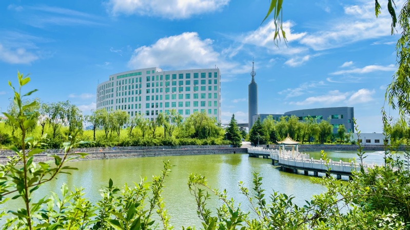 8bf7411d-0b0a-439c-a1bb-2b1823dbbe03