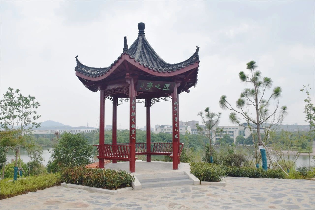 4b8b36ca-c0a8-41f5-982e-86871a2f013e