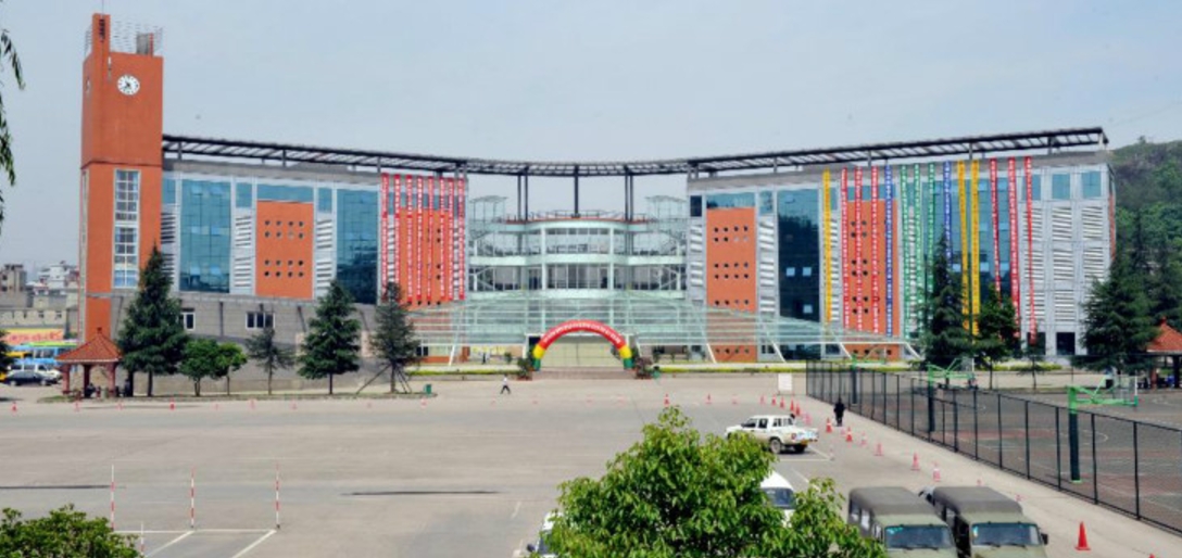 屏幕截图_12-12-2024_161833_www.doubao.com